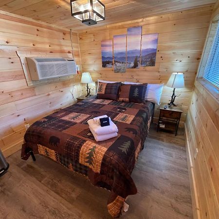 Newly Remodeled Motel In Gatlinburg! 외부 사진